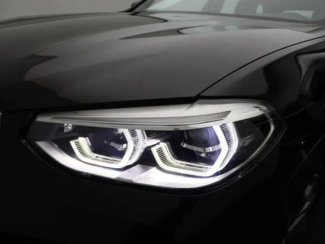 BMW X3 sDrive20i 2020 Benzine 7