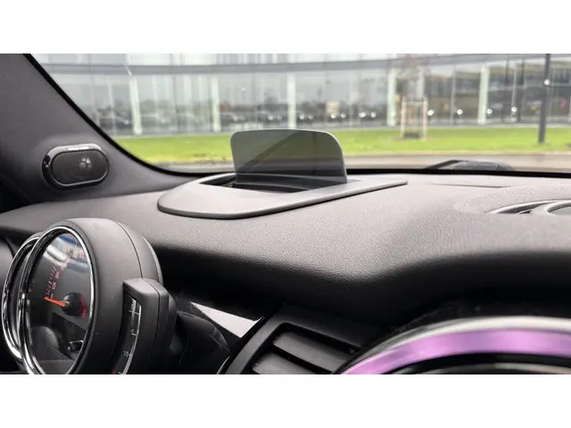 MINI Cooper Mini 1.5 60 Years Edition 2020 Benzine 23