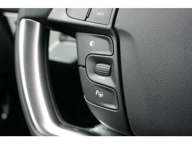 Citroën C4 Picasso 1.6 e-THP Intensive 2014 Benzine 28