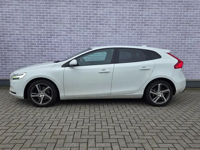 Volvo V40 2