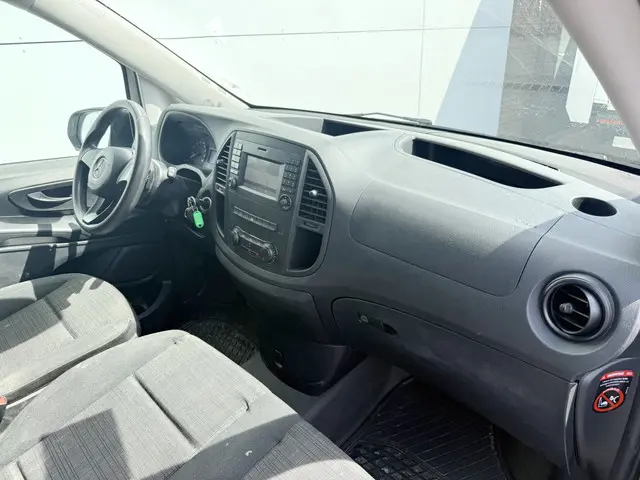 Mercedes-Benz eVito 111 2020 Elektrisch 9