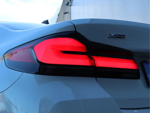 BMW 5 Serie 545e xDrive 2022 Hybride Benzine 17