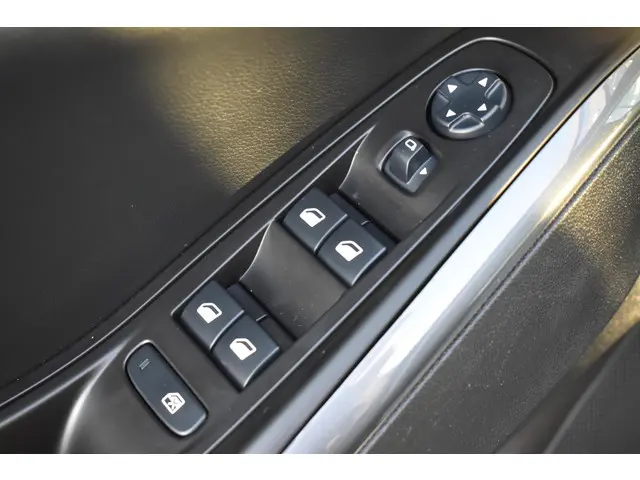 Opel Grandland X 1.2 Turbo Innovation 2019 Benzine 10