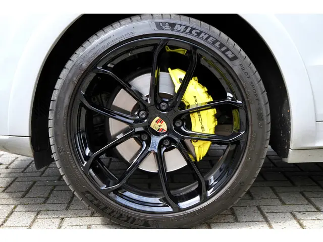 Porsche Cayenne Coupé 3.0 E-Hybrid 2019 Hybride Benzine 50