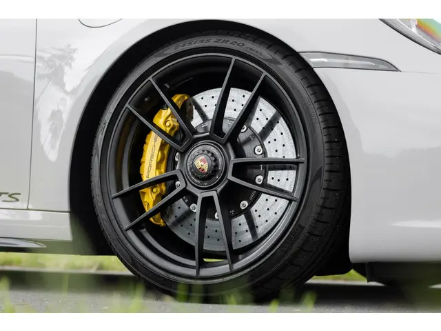 Porsche 911 3.0 Carrera GTS 2022 Benzine 102
