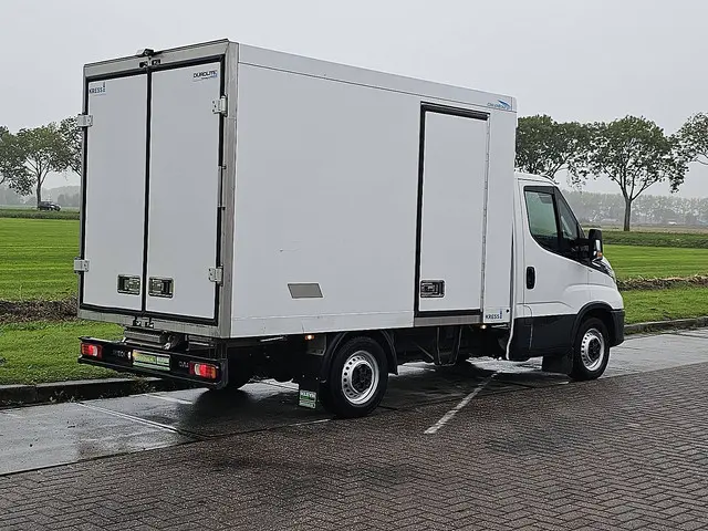 Iveco Daily 35S16 2022 Diesel 3