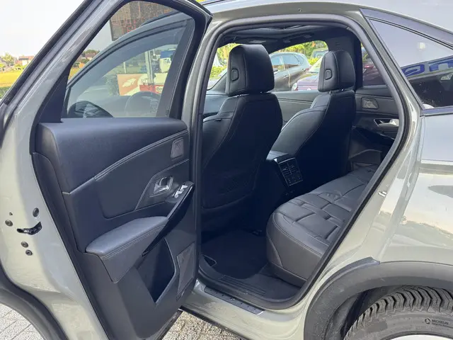 DS DS 7 E-Tense 300 4x4 Opéra 2023 Hybride Benzine 19