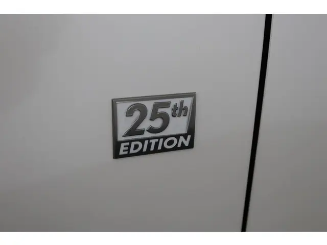 Lexus CT 200h 25th Edition 2015 Hybride Benzine 37