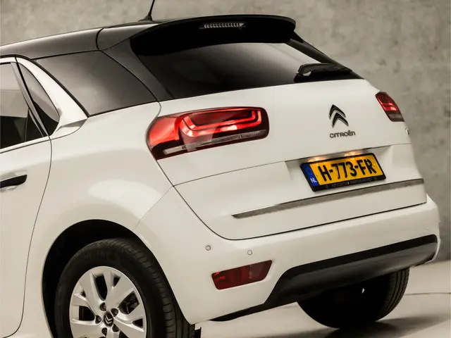 Citroën C4 Picasso 1.2 PureTech Sport 2017 Benzine 10