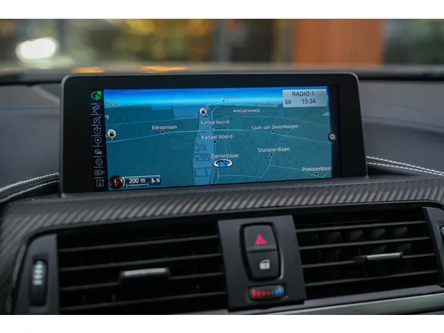 BMW 4 Serie Coupé 428i High Executive 2015 Benzine 18