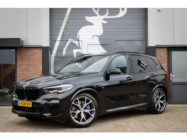 BMW X5 xDrive40i High Executive 2018 Benzine