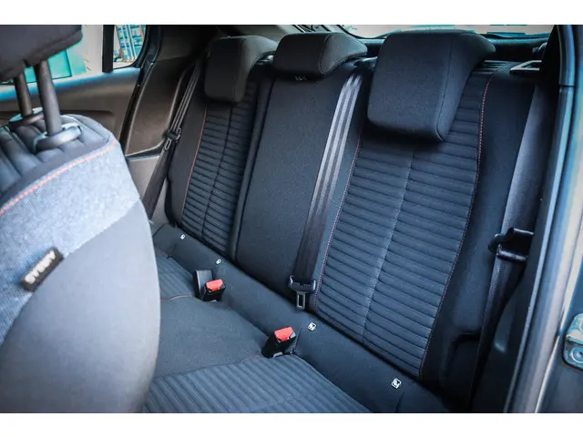 Peugeot 208 1.2 PureTech Active 2020 Benzine 12