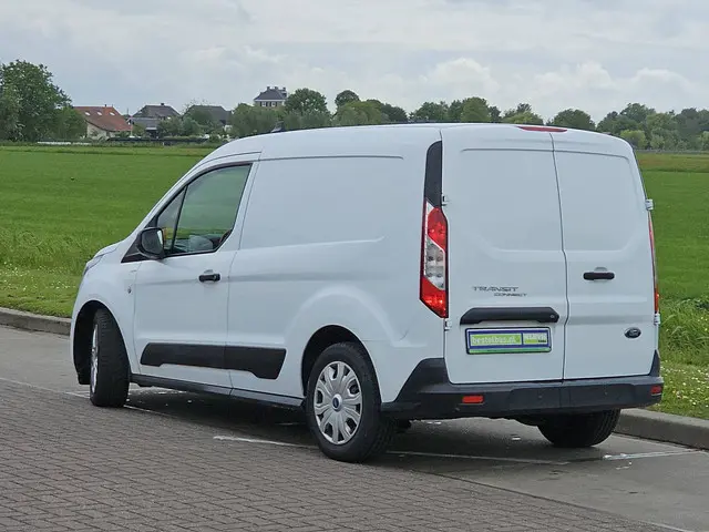 Ford Transit Connect 1.5 2020 Diesel 6