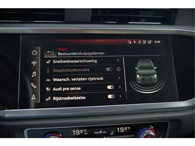 Audi Q3 45 TFSI e Advanced edition 2021 Hybride Benzine 48