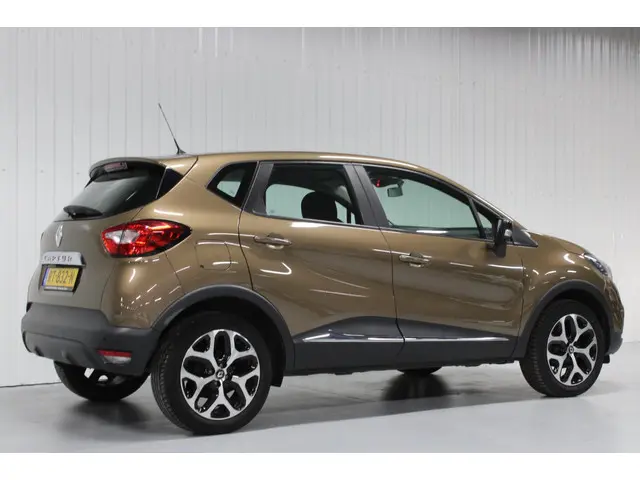 Renault Captur 0.9 TCe Limited 2016 Benzine 6
