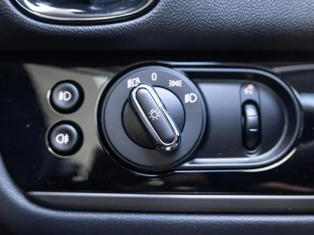 MINI Countryman Cooper Aut. 2023 Benzine 22