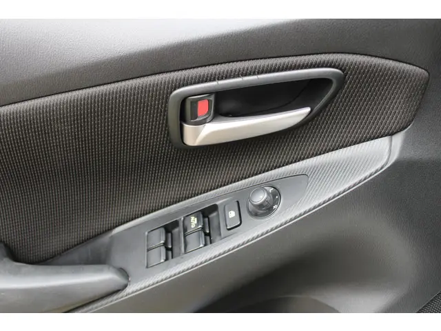 Mazda 2 1.5 Skyactiv-G Comfort 2023 Benzine 15