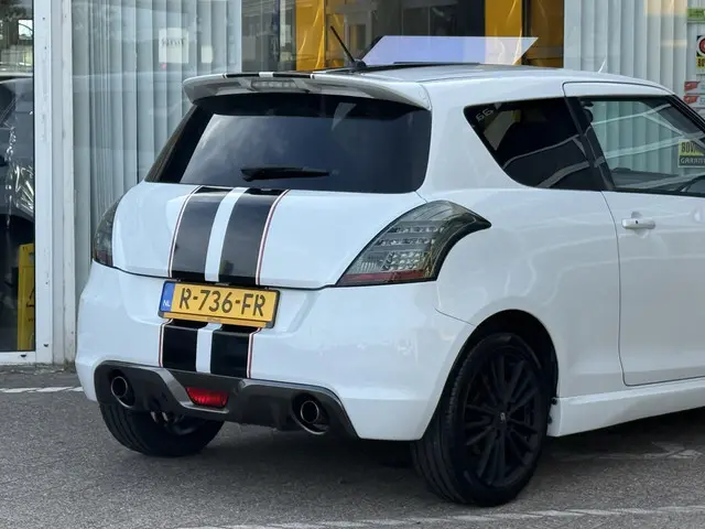 Suzuki Swift 1.6 Sport 2014 Benzine 13