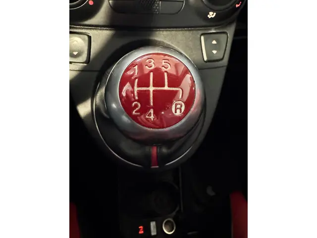 Fiat 500 1.2 Lounge Airco/PDC 2014 Benzine 23