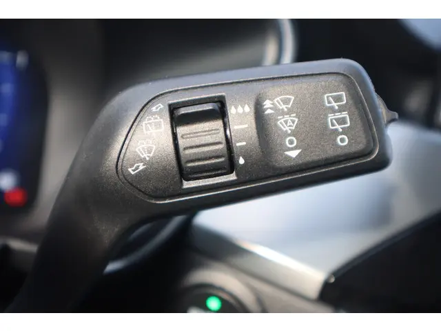 Ford Kuga 1.5 EcoBoost Titanium 2021 Benzine 29