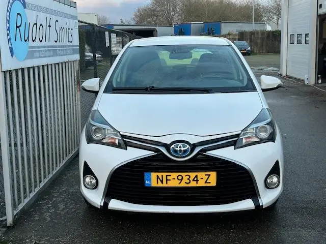 Toyota Yaris 1.5 Hybrid Aspiration 2016 Hybride Benzine 2