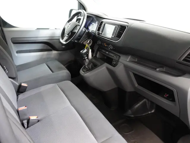Opel Vivaro 102pk L3H1 Edition 2022 Diesel 45