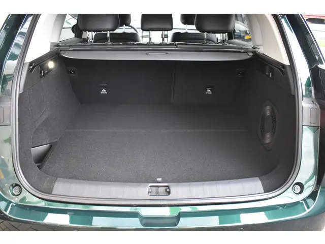 Leapmotor C10 REEV Design 28.4 kWh 2025 Hybride Benzine 18