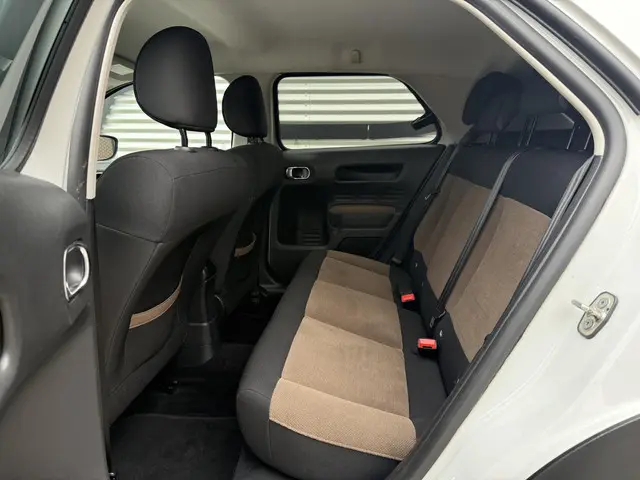 Citroën C4 Cactus 1.2 PureTech Shine 2016 Benzine 12