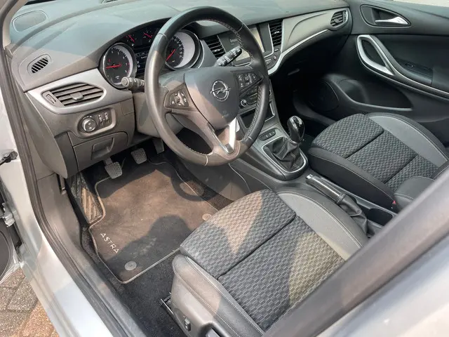 Opel Astra 1.2 Edition 2020 Benzine 8