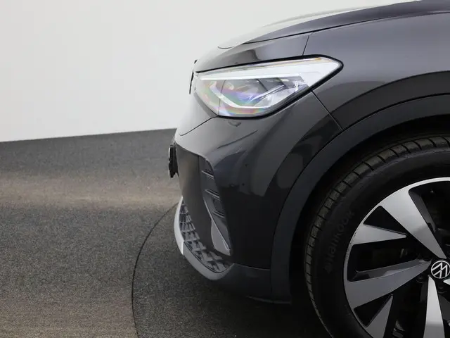 Volkswagen ID.4 First 77 kWh 204PK 2020 Elektrisch 29