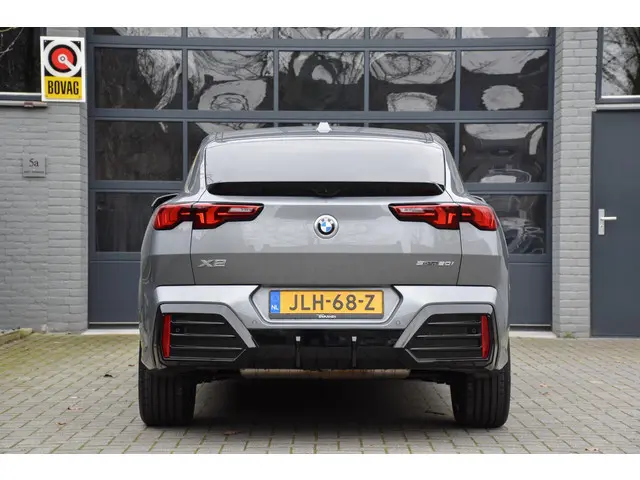 BMW X2 sDrive20i 2024 Benzine 5
