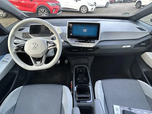 Volkswagen ID.3 First Plus 58 kWh 2020 Elektrisch 3