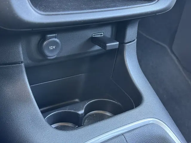 Citroën C3 1.2 PureTech Plus 2024 Benzine 26