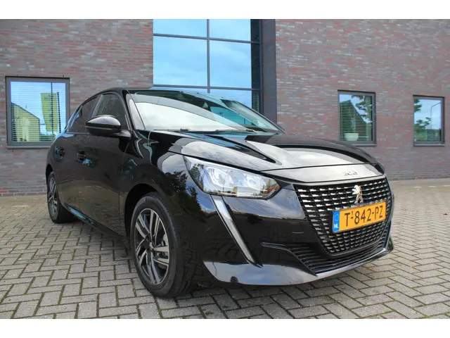 Peugeot 208 1.2 PureTech Allure Pack 2023 Benzine 3