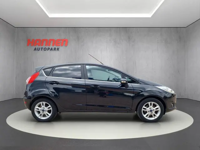 Ford Fiesta 1.0 EcoBoost Titanium X 2015 Benzine 4