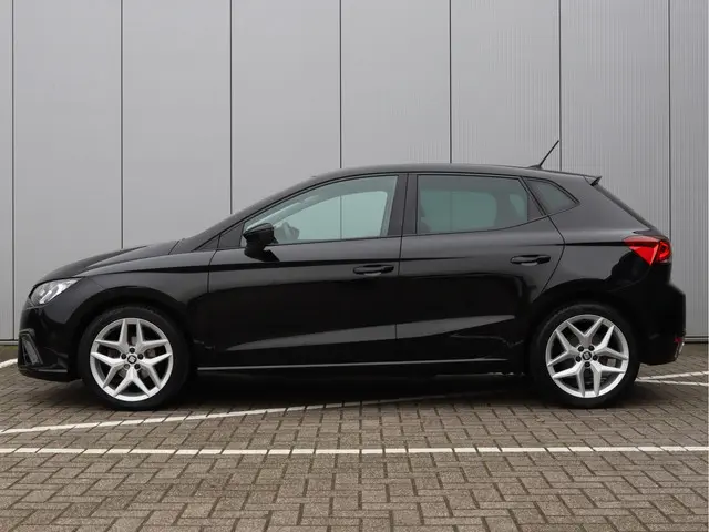 SEAT Ibiza 1.0 TSI FR Business Intense 2019 Benzine 19