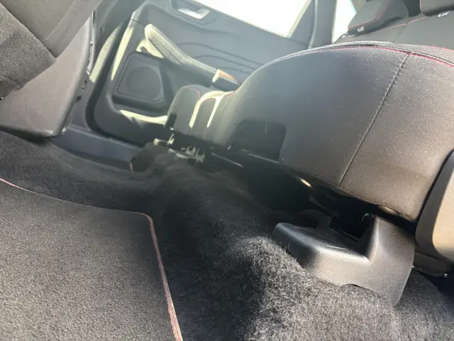 Ford Kuga 2.5 FHEV ST-Line 2025 Hybride Benzine 27