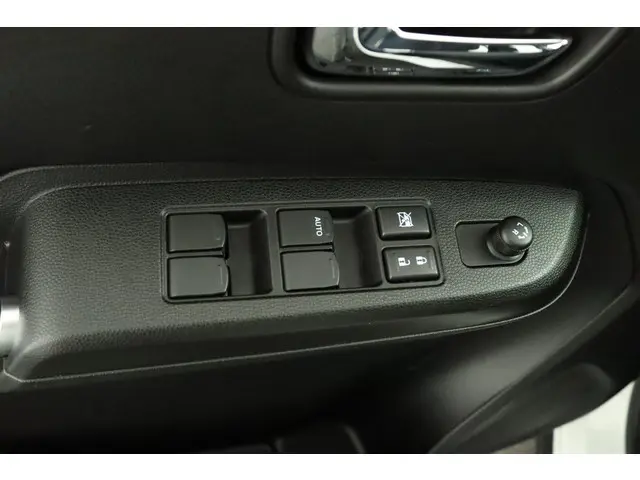 Suzuki Ignis 1.2 Smart Hybrid Style 2021 Benzine 29