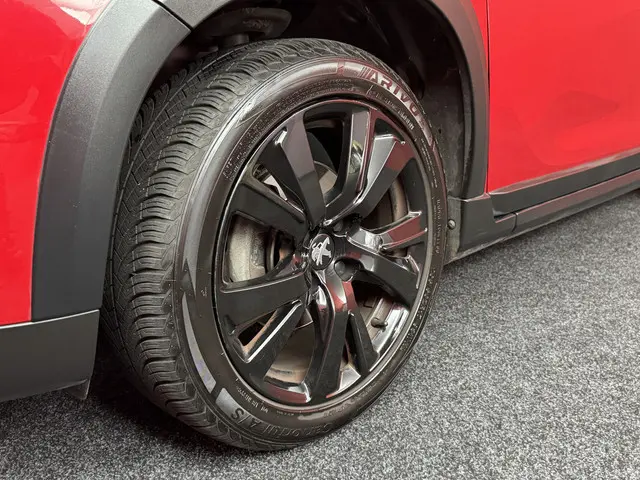 Peugeot 2008 1.6 BlueHDi Allure 2016 Diesel 24