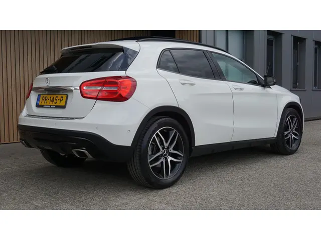 Mercedes-Benz GLA 200 157pk Ambition 2014 Benzine 5