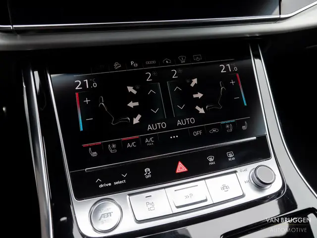 Audi Q8 60 TFSI e quattro S-Line 2021 Hybride Benzine 53