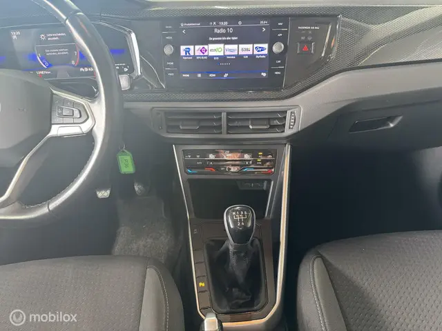 Volkswagen Polo 1.0 TSI R-Line 2022 Benzine 19