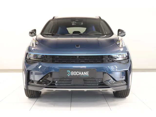 Lynk & Co 01 1.5 2025 Hybride Benzine 19
