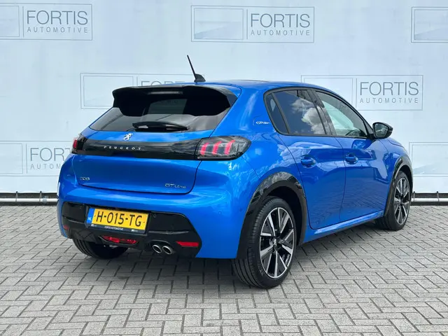 Peugeot 208 1.2 PureTech GT-Line 2020 Benzine 2