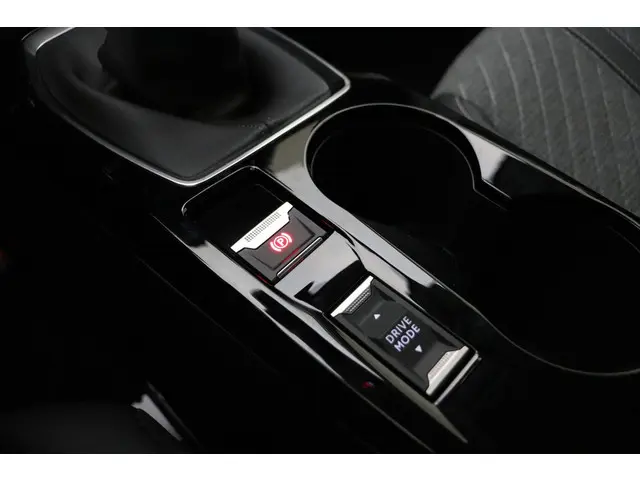 Peugeot 208 1.2 PureTech Allure Pack 2025 Benzine 20