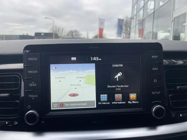 Kia Stonic 1.0 T-GDi DynamicPlusLine 2020 Benzine 9