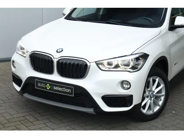 BMW X1 sDrive18d Executive 2017 Diesel 3