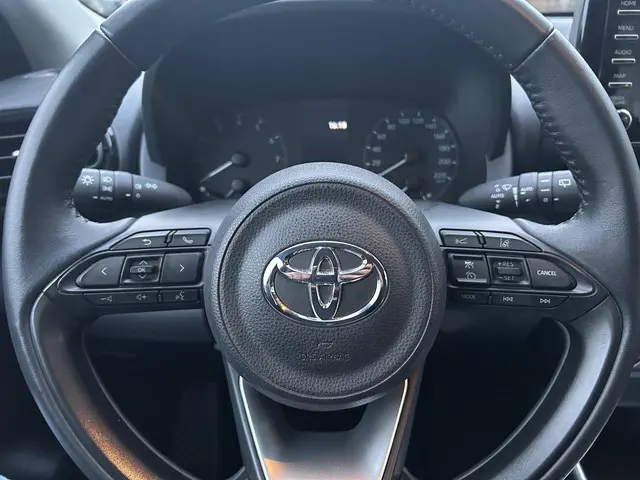 Toyota Yaris 1.5 VVT-i Active 2023 Benzine 15