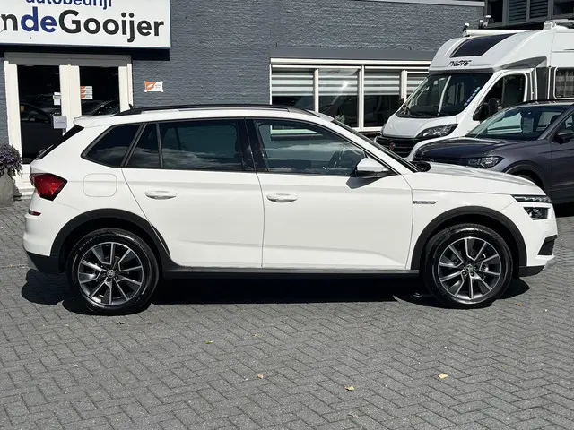 Škoda Kamiq 1.0 TSi DSG Scoutline 2023 Benzine 2