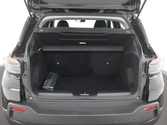 Jeep Avenger 1.2 Altitude 2024 Benzine 28